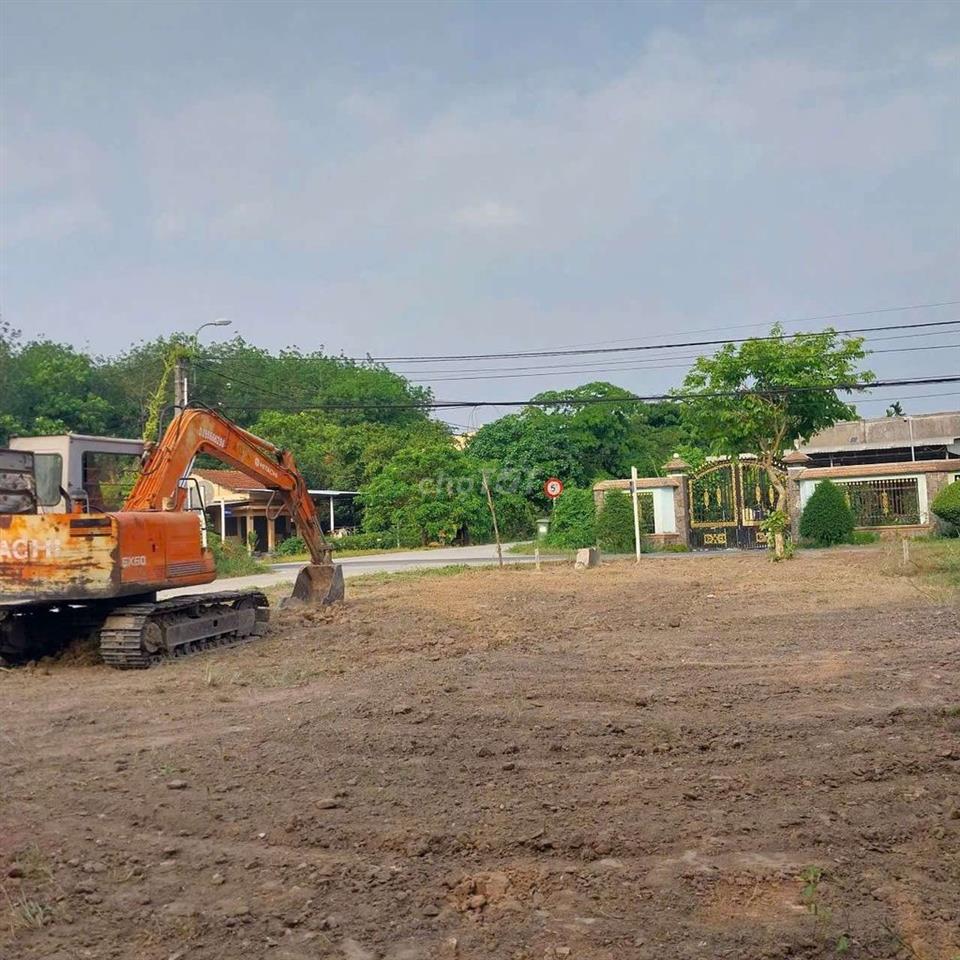 đất trung tâm xã nhuận đức