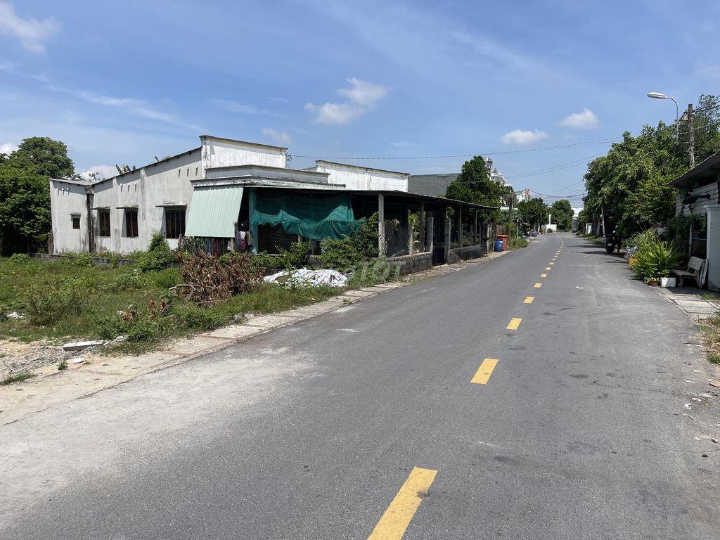 910tr Lô đất kế bên Vinhomes, Hồ Văn Tắng (500m2) shr, thổ cư
