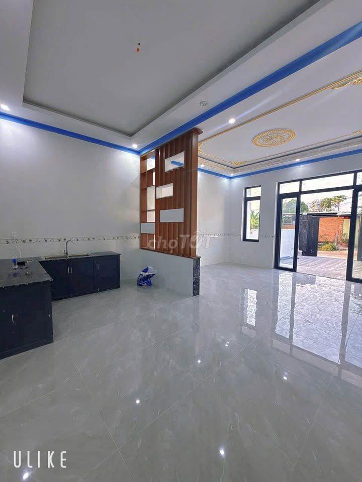 830tr Nhà đang cho thuê 7tr/th gần chợ Tân Phú Trung (100m2)shr
