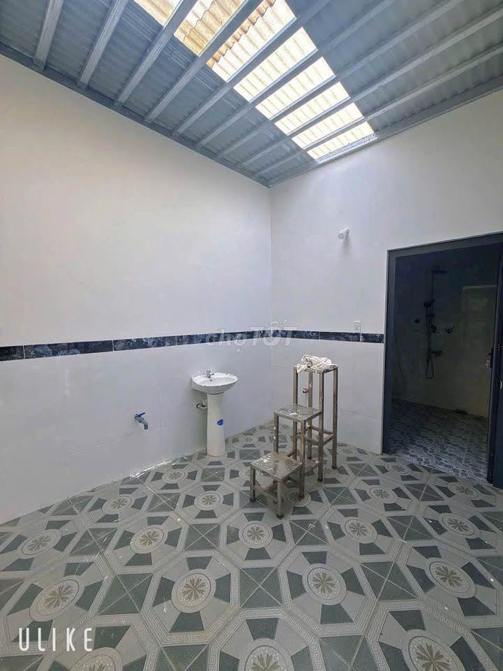 830tr Nhà đang cho thuê 7tr/th gần chợ Tân Phú Trung (100m2)shr