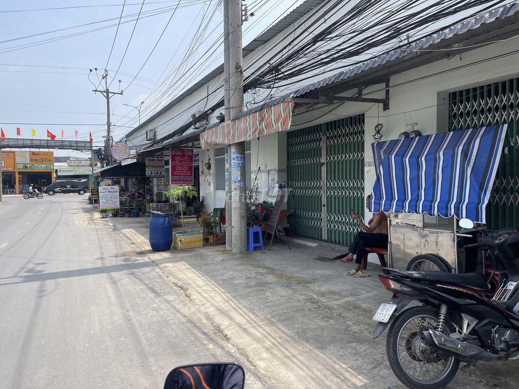 1tỷ3 Bán dãy trọ đường Hồ Văn Tắng ngay KCN Tân Phú Trung (200m2) shr