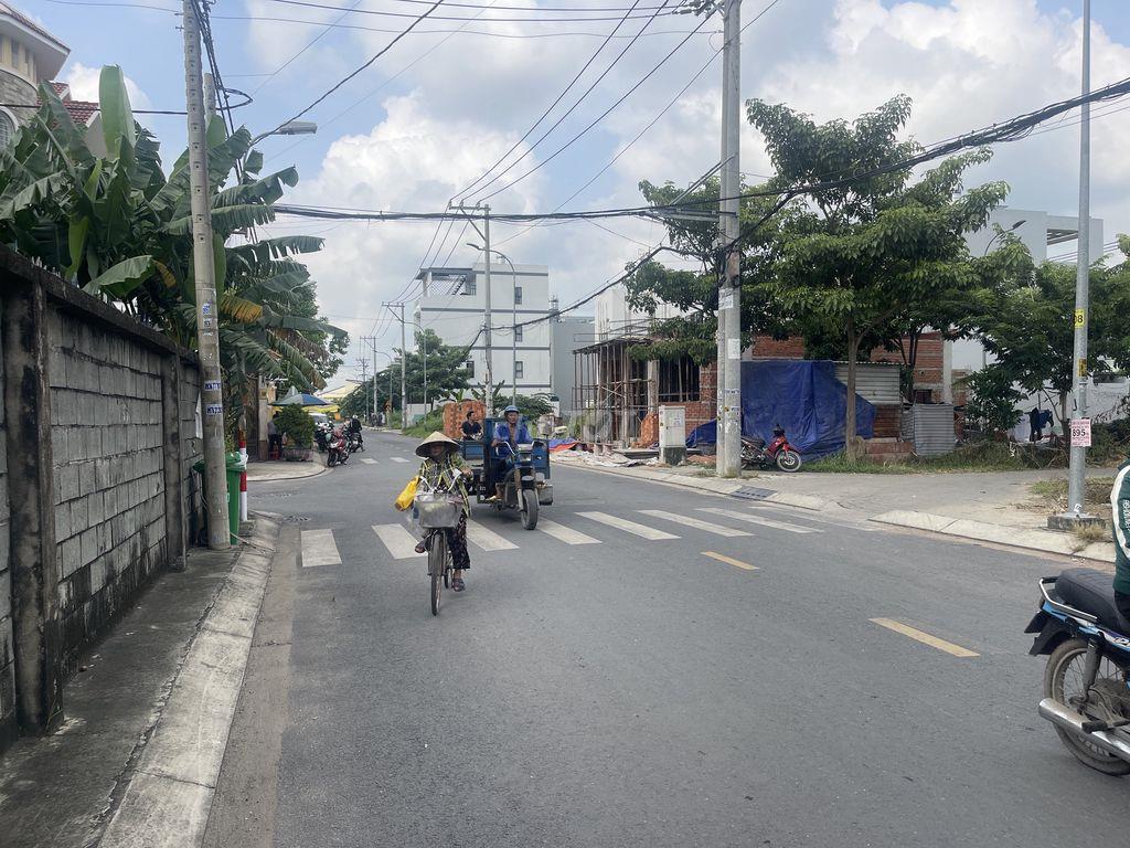 960tr Bán đất mt kinh doanh Hồ Văn Tắng, gần Bv Xuyên Á (283m2) SHR