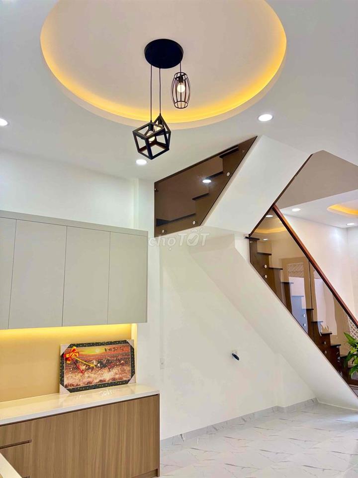 Tôi Chính chủ bán nhà mới xây. hẻm 47 gần chợ Long Trường, quận 9