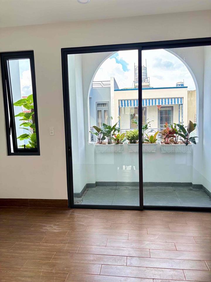 Tôi Chính chủ bán nhà mới xây. hẻm 47 gần chợ Long Trường, quận 9