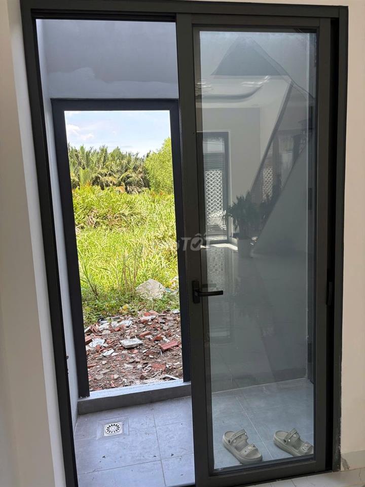Chính chủ bán Nhà mới xây giá quá rẻ chỉ 5,2 tỷ hẻm xe hơi thông