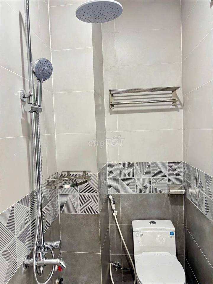 Chính chủ bán Nhà mới xây giá quá rẻ chỉ 5,2 tỷ hẻm xe hơi thông
