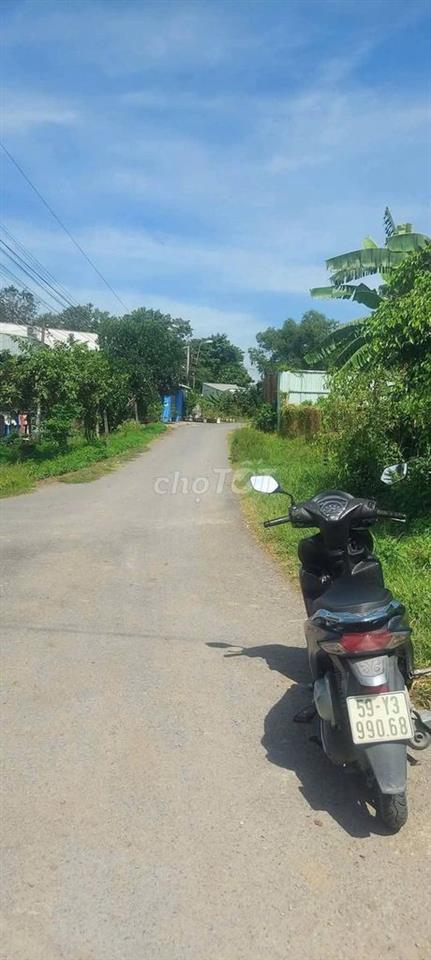 CÒN SÓT LÔ ĐẤT ĐẸP, XÃ TÂN THÔNG HỘI, 310M2, SHR, 950TR