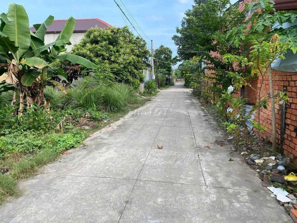 Kẹt tiền nợ nần ! Bán nhanh lô đất Hóc Môn , 55m2, SHR, 850TR(GIÁ 100)