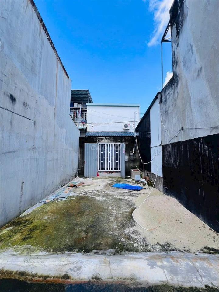 Gía thật ! Bán lô đất tại xã Tân Xuân, Hóc Môn. 199m2, SHR, 1 tỷ 095
