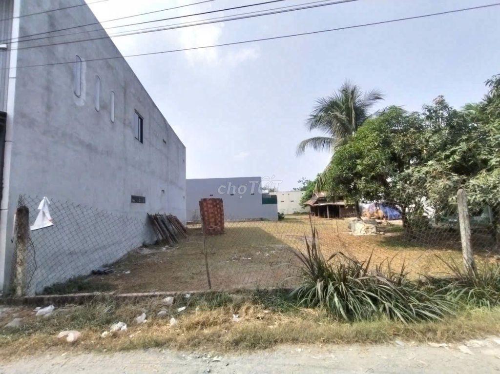BÁN NHANH LÔ ĐẤT SÁT KCN TRẢNG BÀNG, 270M2, SHR, 750TR
