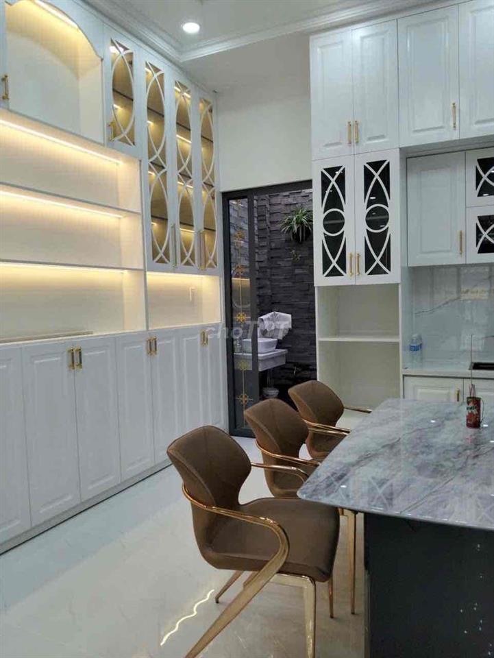 Nhà đẹp- thang máy-gần quận 7 vừa ở vừa kinh doanh