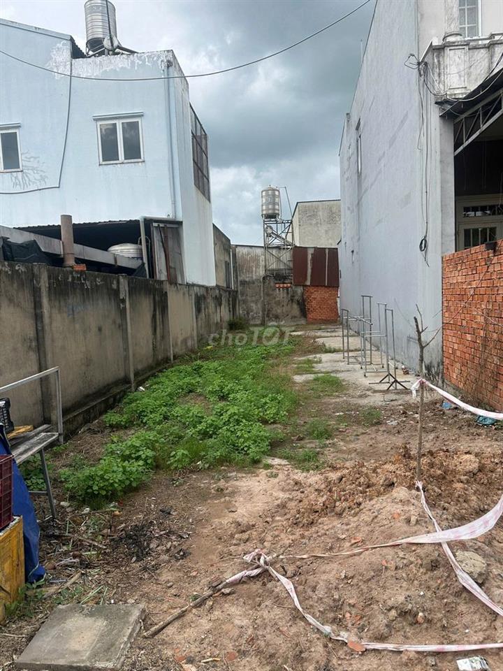 Cần tiền kinh doanh cần BÁN GẤP lô đất sẵn thổ cư , có thương lượng