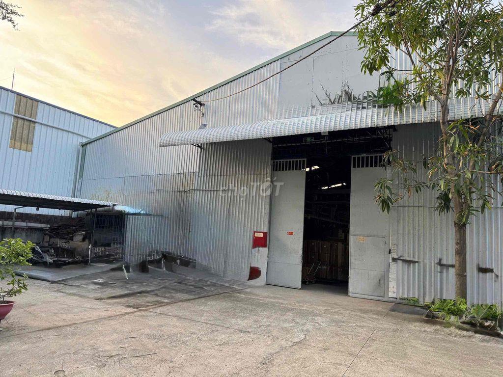 Cần cho Thuê xưởng Diện tích rộng đẹp , xe tải cont  lưu thông 24/7