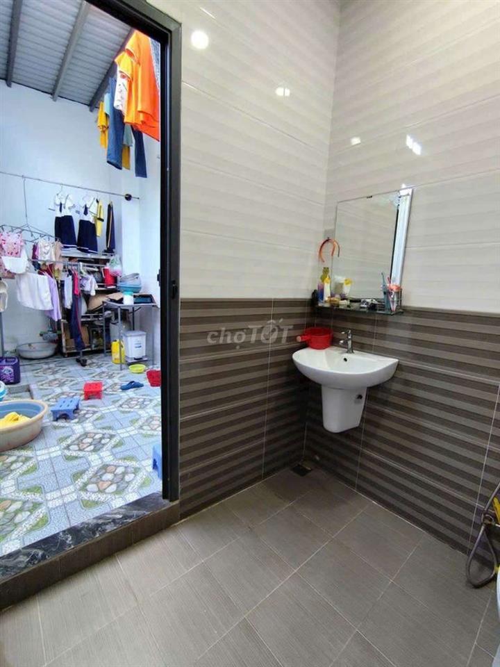 Nay Chốt 4 tỷ 200 👉Nhà Lầu Ngang 6m Còn *** Căn Này Ở Đông Thạnh