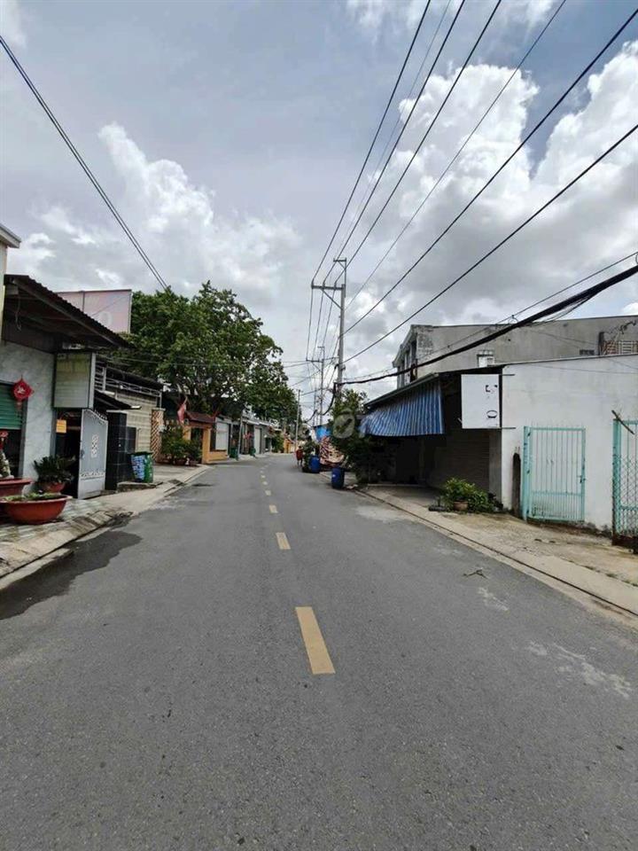 Gần 300 m2 Mặt Tiền ( có 180 Thổ Cư) 👉 Rẻ Nhất Đông Thạnh, Hóc Môn