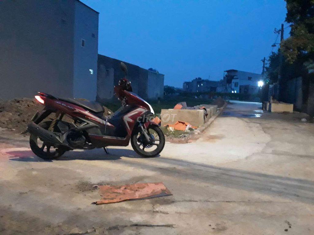 7 x 20 ( 2 Mặt Tiền ) Đường Đang Trải Nhựa Gần Chợ Gà, Trần Quang Cơ