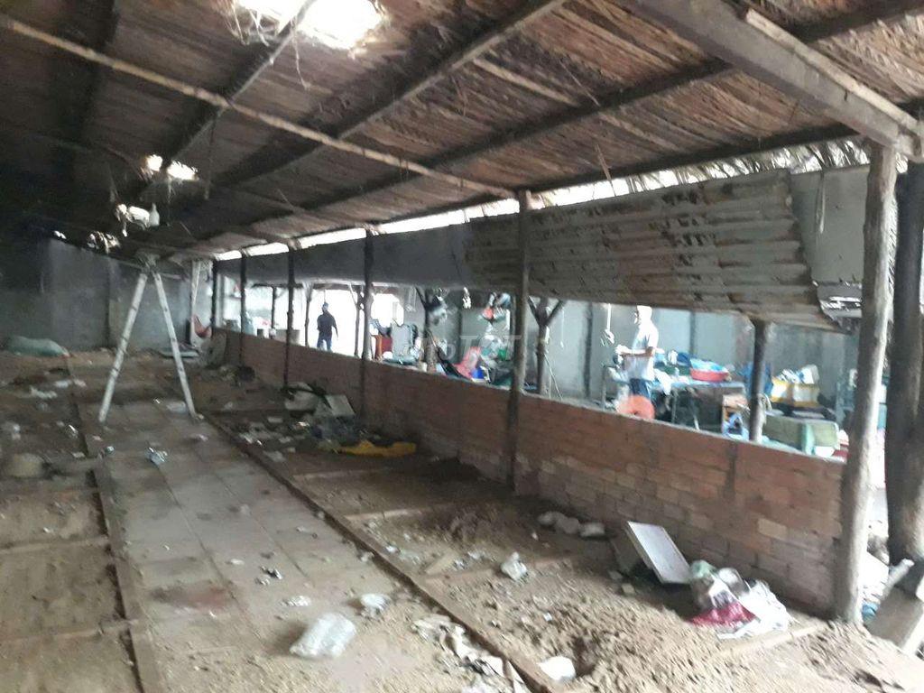 Nhà Vườn Gần 1000 m2 (120 Thổ Cư ) Thới Tam Thôn, Gần Đặng Thúc Vịnh