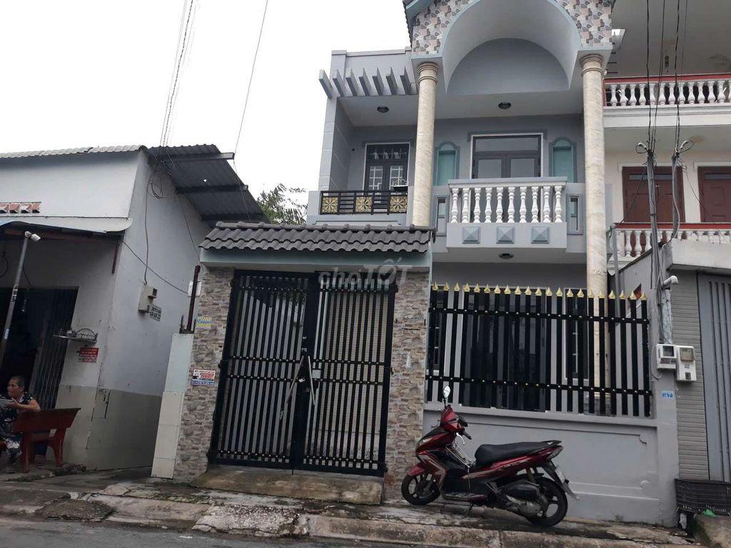 Nhà Mặt Tiền - 6 x 18 - Đẹp Hiện Đại Còn Mới Tinh