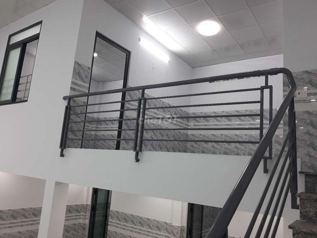 Nhà Gần 200 m2 👉 Tiện Vừa ở Vừa Làm Xưởng, Mở Trường Mầm Non
