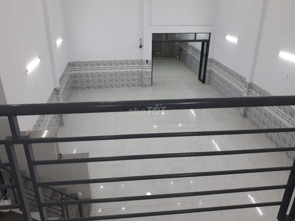 Nhà Gần 200 m2 👉 Tiện Vừa ở Vừa Làm Xưởng, Mở Trường Mầm Non