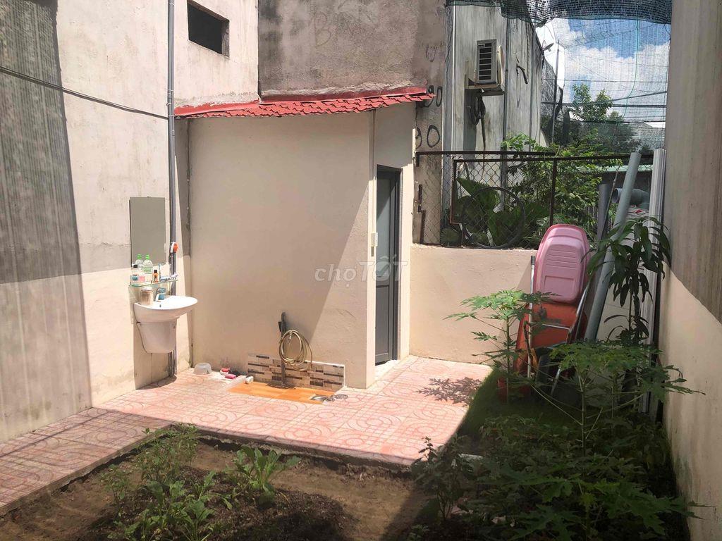 Cho thuê nhà 9x26 mặt tiền Suối Lội, gần ngã tư Quán Đôi