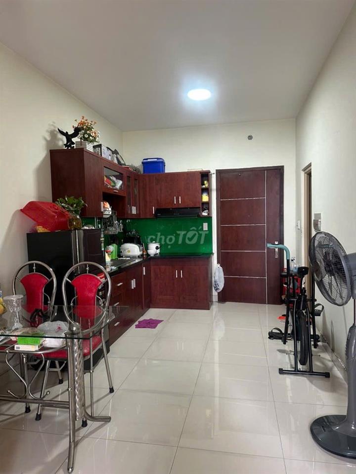 Cần bán CC Tô Ký 2PN 1WC q12 cũ.Vị trí thuận tiện