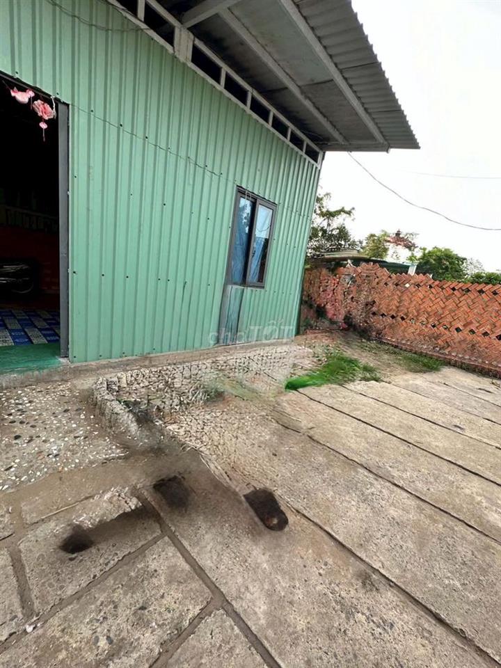 Bán đất tặng nhà