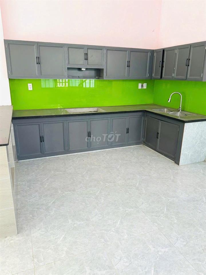 BÁN GẤP ĐẤT LỚN GẦN TRUNG TÂM CỦ CHI VÀ TRUNG TÂM BÌNH DƯƠNG
