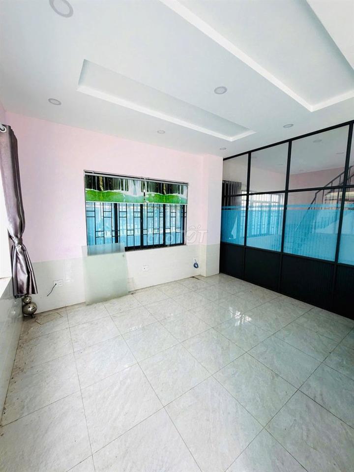 BÁN GẤP ĐẤT LỚN GẦN TRUNG TÂM CỦ CHI VÀ TRUNG TÂM BÌNH DƯƠNG