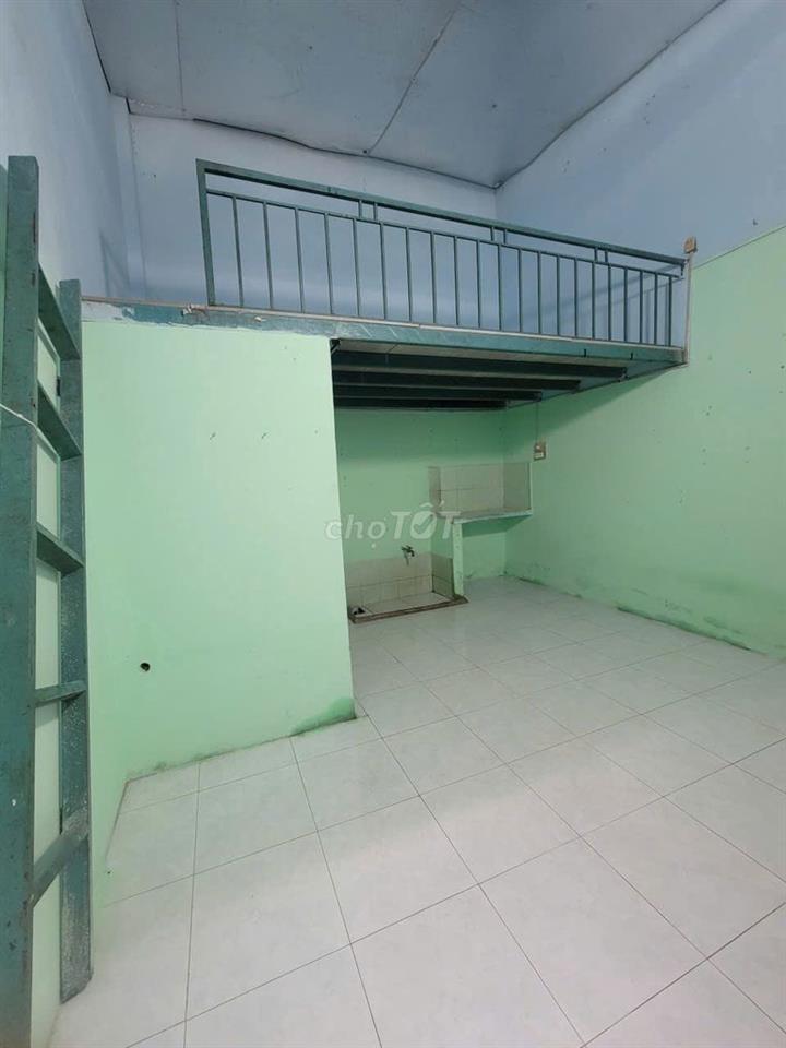 Phòng trọ có gác 16m2 KCN Tây Bắc Củ Chi, 800k KHÔNG CỌC