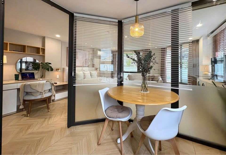 Căn mới, sổ sẵn. 55m2 có lầu 3 pn. 2 tỷ 4. Trả trước 800tr nhận nhà