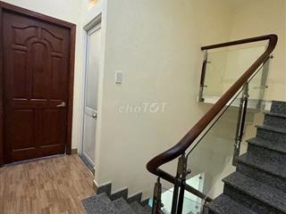 Bán nhà hẻm xe hơi Dương Quảng Hàm, p5, q. gò vấp, dt 4x11, 1 lầu, 2pn