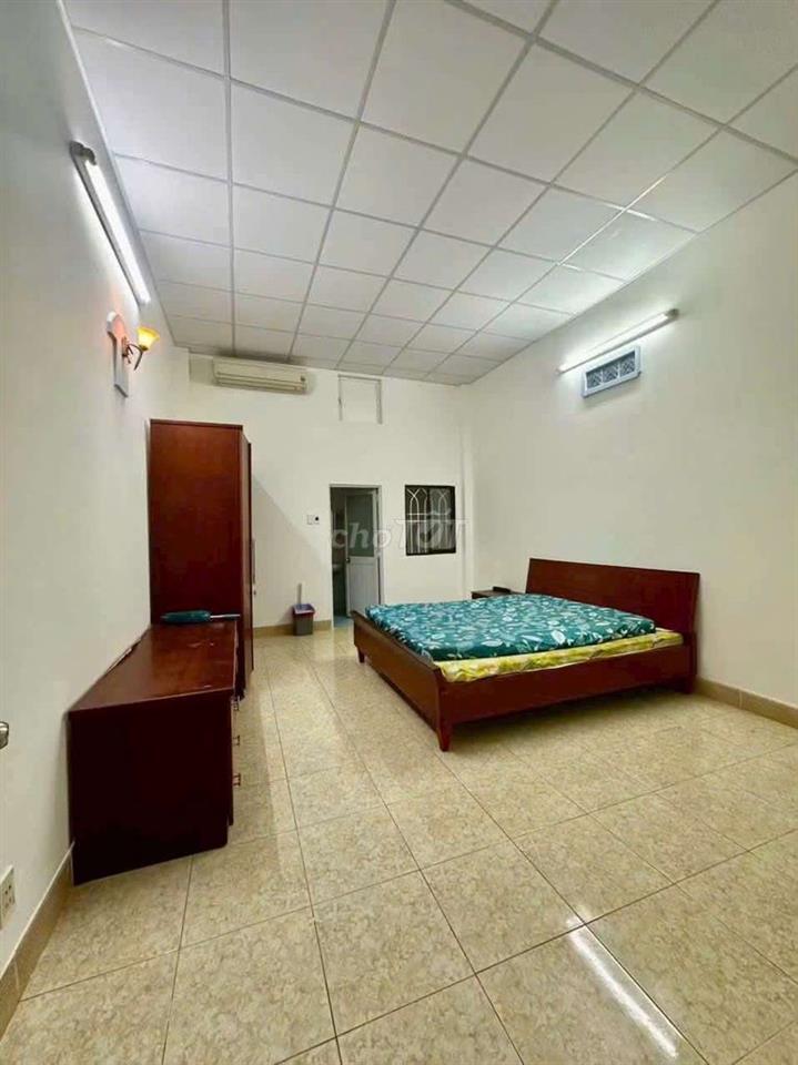 Nhà nguyên căn hẻm 276 đường Thống nhất, p16, gv, dt 4x17m, 1 lầu