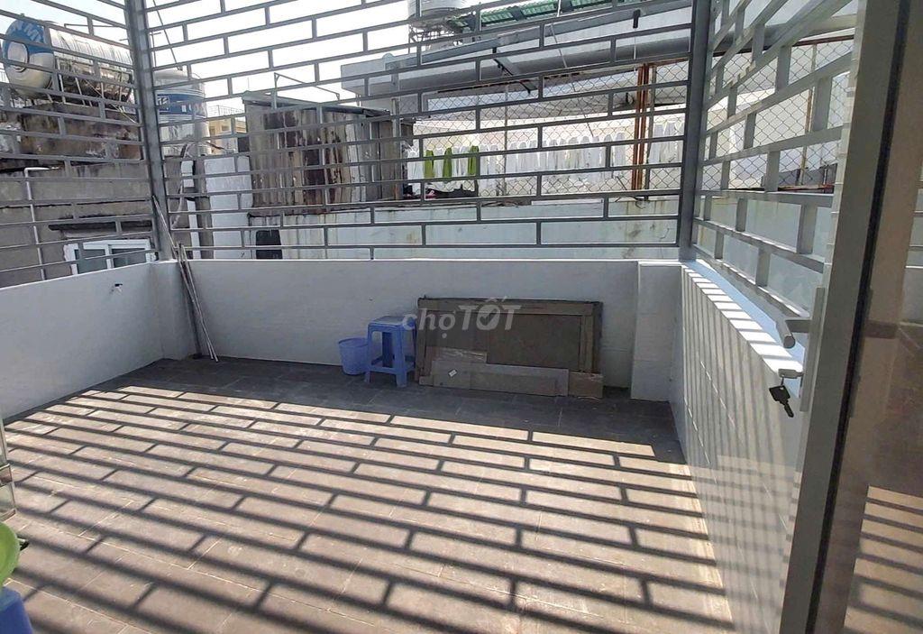 Phòng có máy lạnh, gần Coopmart Phan Văn Trị, p7 gò vấp giá chỉ 3tr1