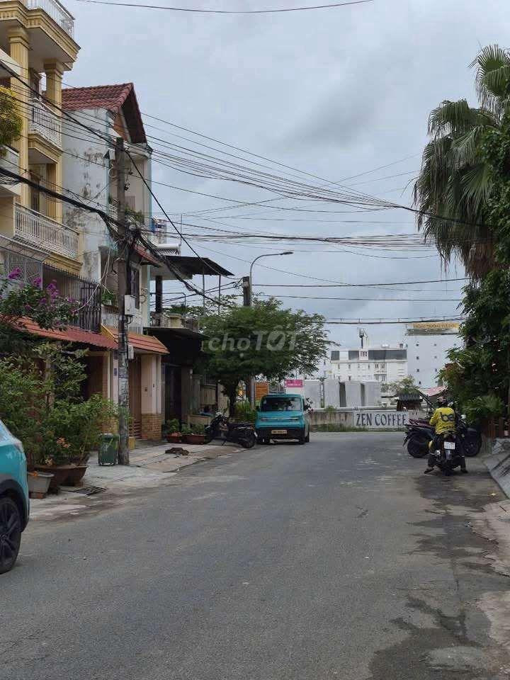 Bán đất đường nhựa thông, 1 trục thẳng bờ kênh tham lương P.6, GV