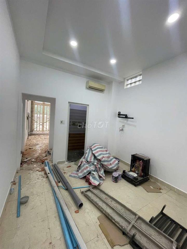Cho thuê mặt bằng Lương Ngọc Quyến - Dương Quảng Hàm, giá 15tr