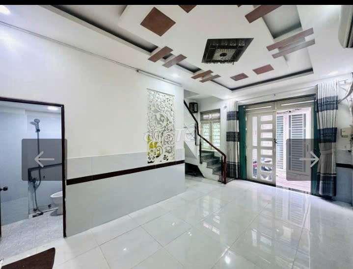 NHÀ XINH  HẺM XE HƠI 