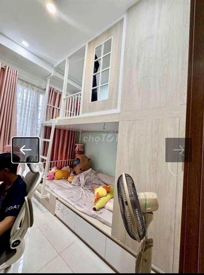 NHÀ XINH HẺM ĐẸP THÔNG