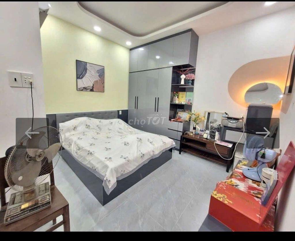 NHÀ ĐẸP CÓ DÒNG TIỀN ỔN ĐỊNH 