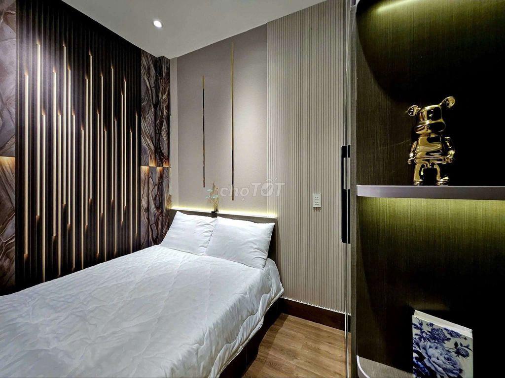 Nhà đẹp sát đường Quang Trung Ngã 5 khu nhà cao tầng