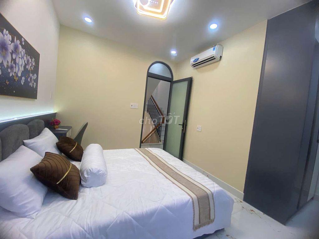 căn nhà 3phong ngủ với đầy đủ nội thất 
