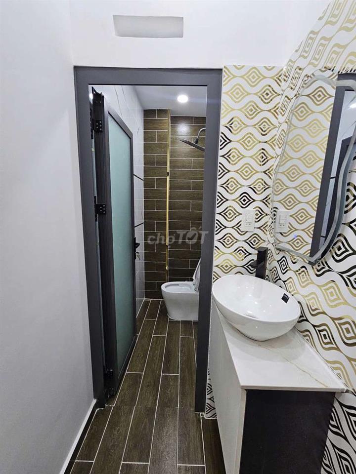 nhà hẻm xe hơi 2 lầu nhà mới