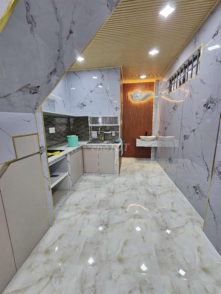 Giản 200tr Căn nhà mới hẻm trục ngắn hơn 3m đẹp ngay trường học