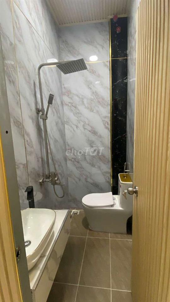 Giản 200tr Căn nhà mới hẻm trục ngắn hơn 3m đẹp ngay trường học