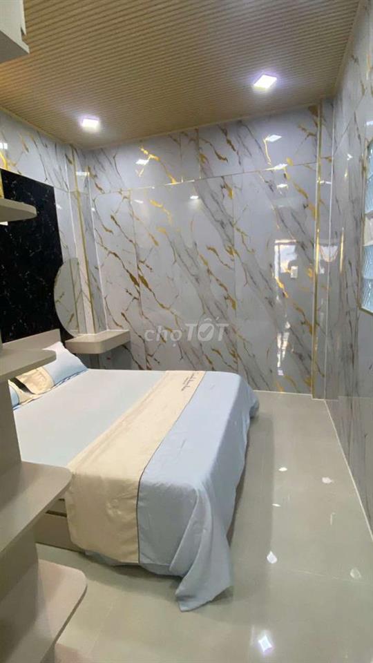 Giản 200tr Căn nhà mới hẻm trục ngắn hơn 3m đẹp ngay trường học