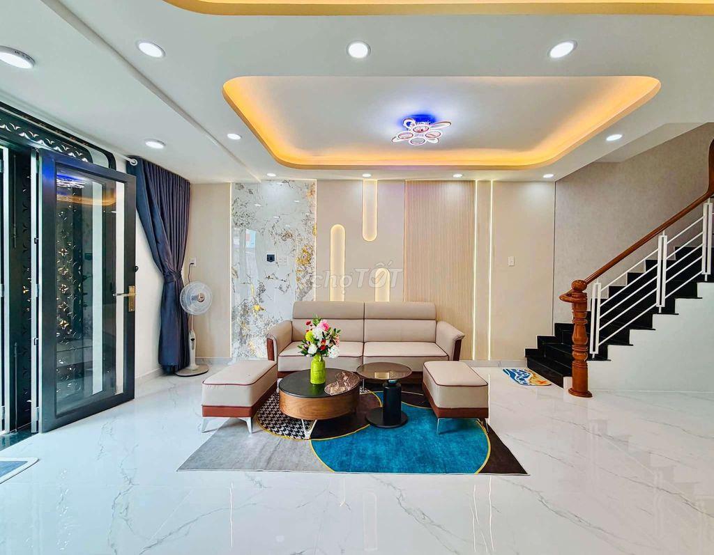mặt tiền buôn bán có căn nhà mới tinh