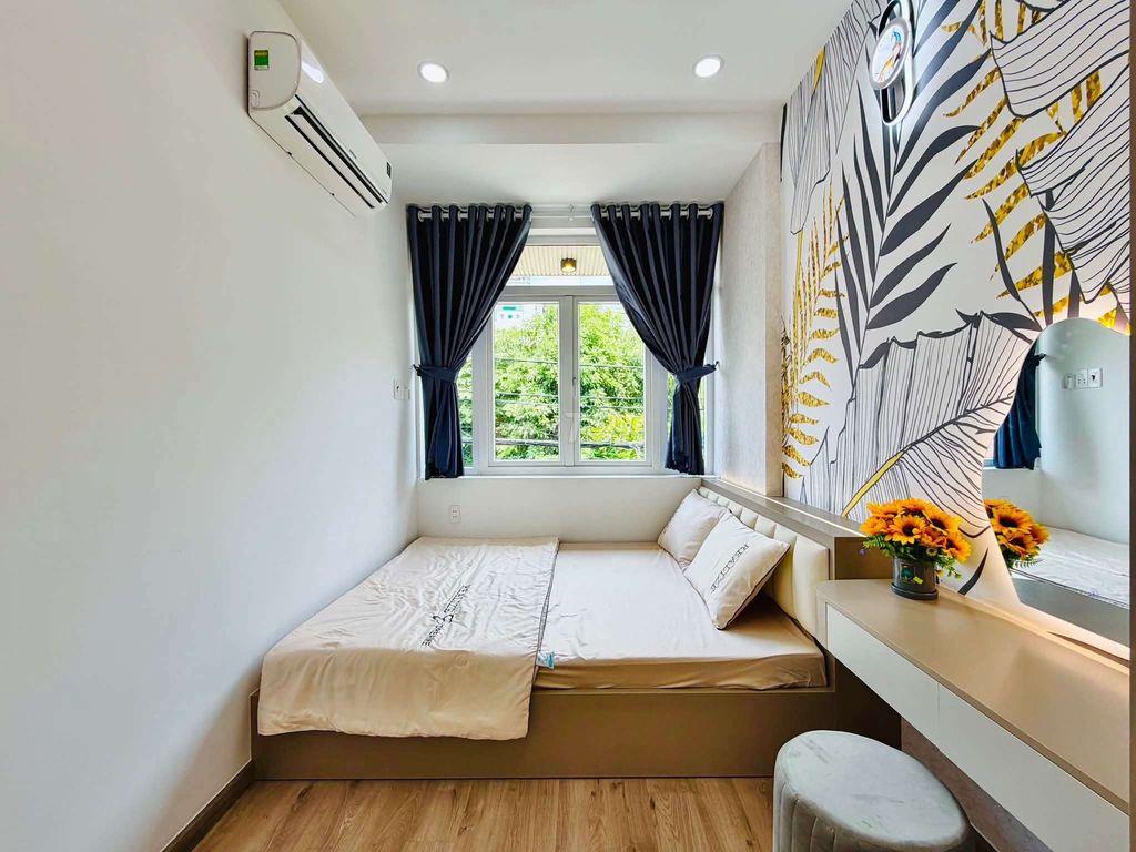 mặt tiền buôn bán có căn nhà mới tinh