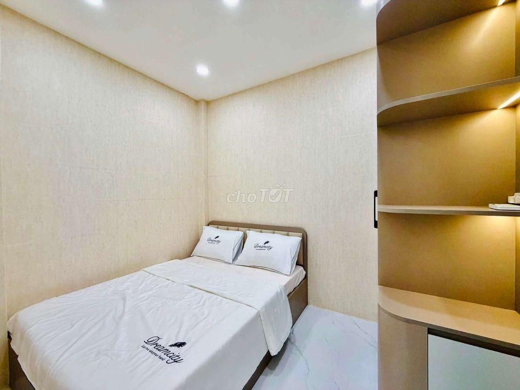 mặt tiền buôn bán có căn nhà mới tinh