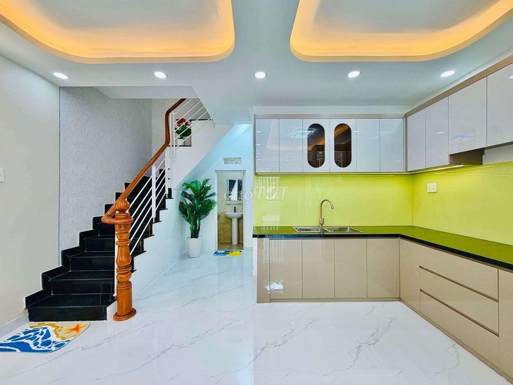 mặt tiền buôn bán có căn nhà mới tinh