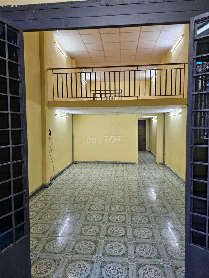 Bán căn nhà cấp 4 đang cho thuê 7tr